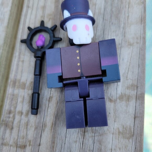 Roblox Series 10 APOCALYPSE VISION Code TOWER DEFENSE NECROMANCER BOSS figure - Picture 3 of 5
